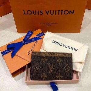 Louis Vuitton reverse monogram card holder